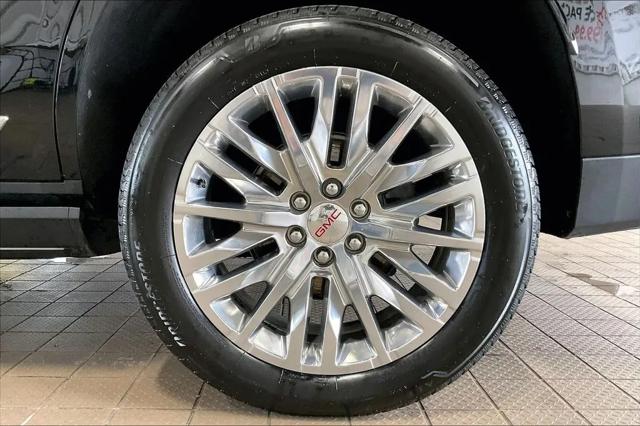 2025 GMC Yukon Denali 4WD