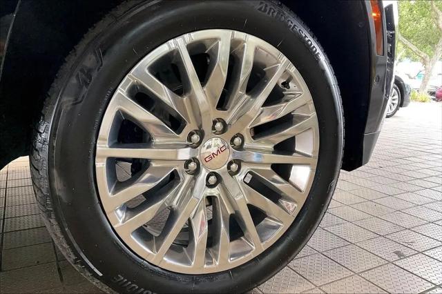 2025 GMC Yukon Denali 4WD