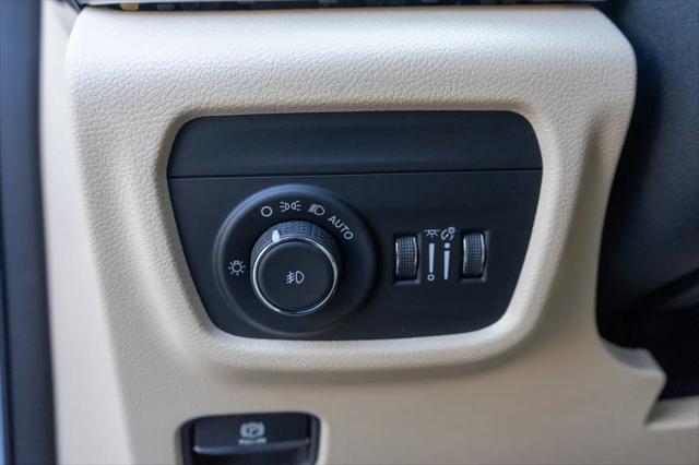 2023 Jeep Grand Cherokee L Limited 4x4