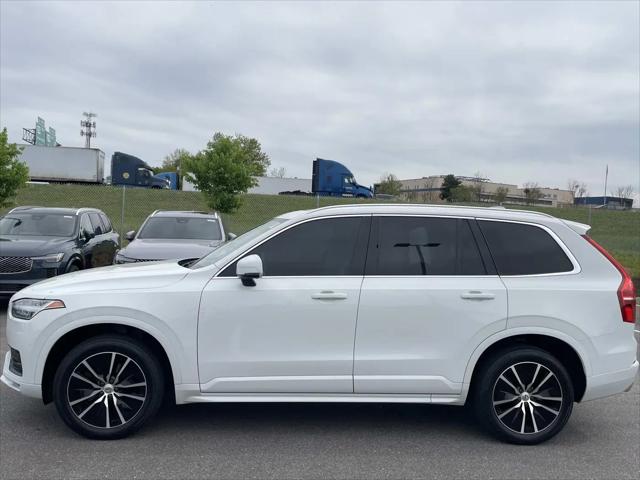 2020 Volvo XC90 T6 Momentum 7 Passenger