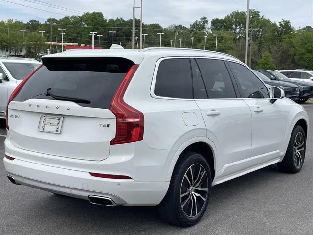 2020 Volvo XC90 T6 Momentum 7 Passenger