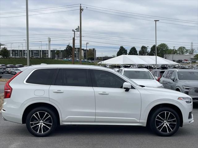 2020 Volvo XC90 T6 Momentum 7 Passenger