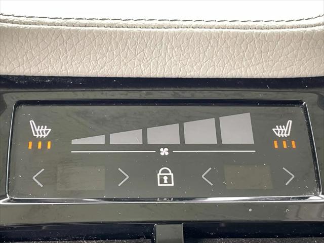 2020 Volvo XC90 T6 Momentum 7 Passenger