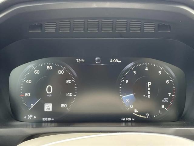 2020 Volvo XC90 T6 Momentum 7 Passenger