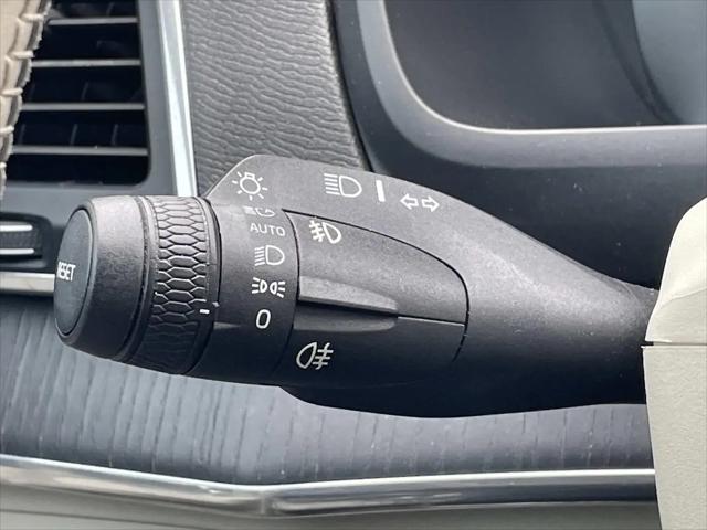 2020 Volvo XC90 T6 Momentum 7 Passenger