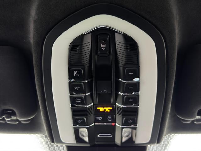 2017 Porsche Cayenne Turbo