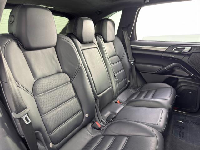 2017 Porsche Cayenne Turbo