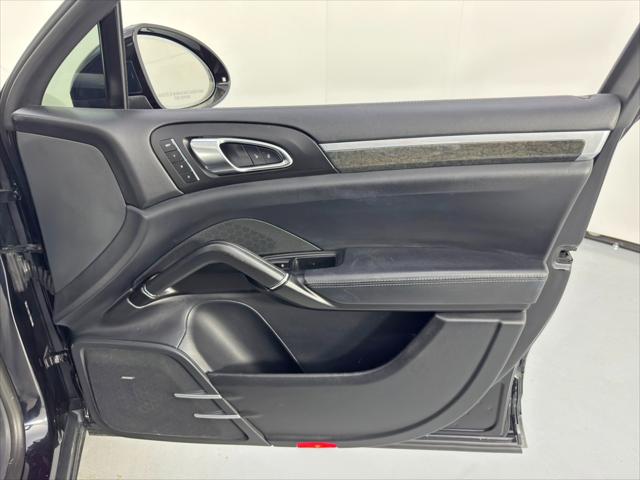2017 Porsche Cayenne Turbo