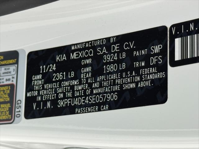 2025 Kia K4 EX