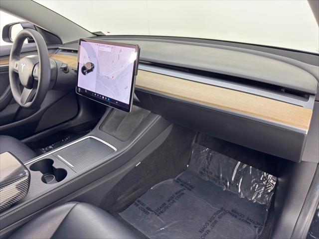 2021 Tesla Model 3 Standard Range Plus Rear-Wheel Drive