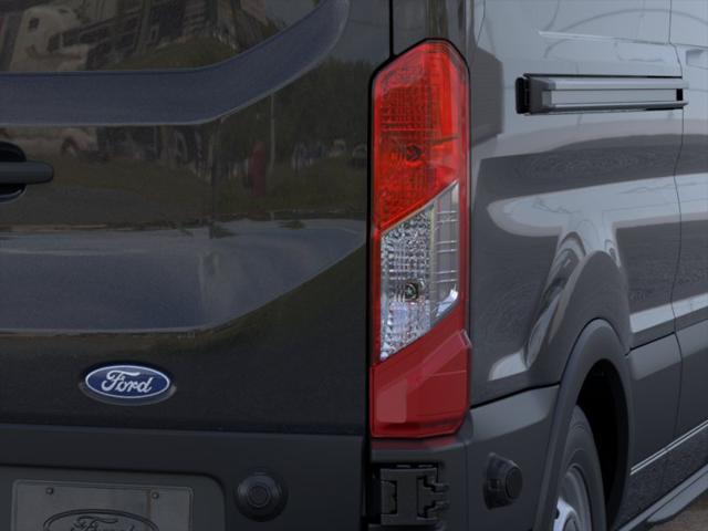2026 Ford Transit T-250 148" Med Rf 9150 GVWR RWD