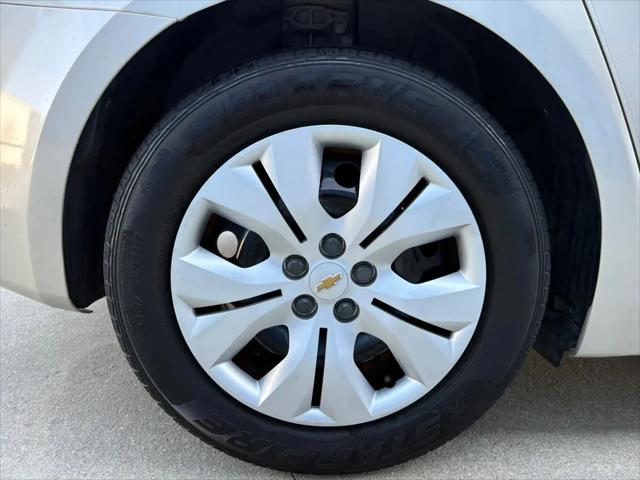 2013 Chevrolet Cruze LS Auto