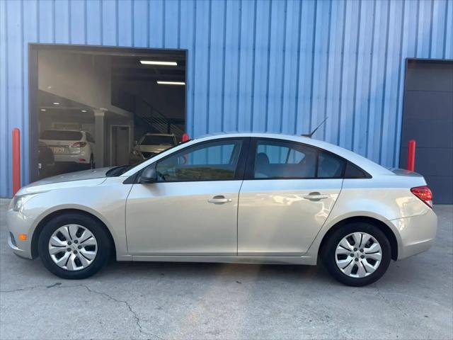 2013 Chevrolet Cruze LS Auto