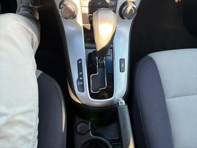 2013 Chevrolet Cruze LS Auto