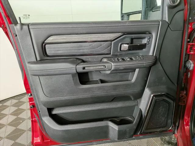 2026 Ram 3500 Limited Crew Cab 4x4 8' Box