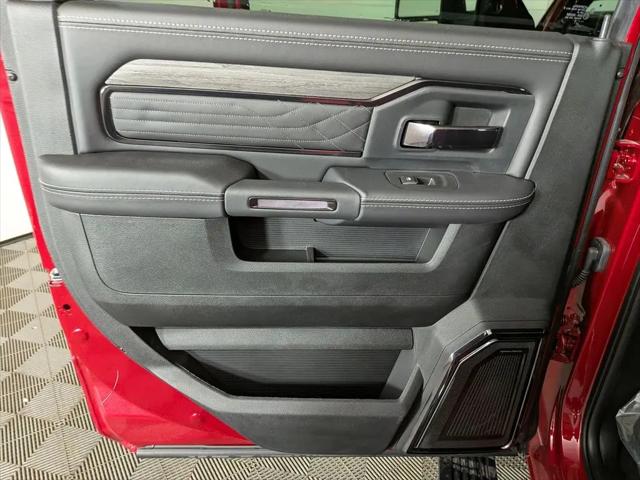 2026 Ram 3500 Limited Crew Cab 4x4 8' Box