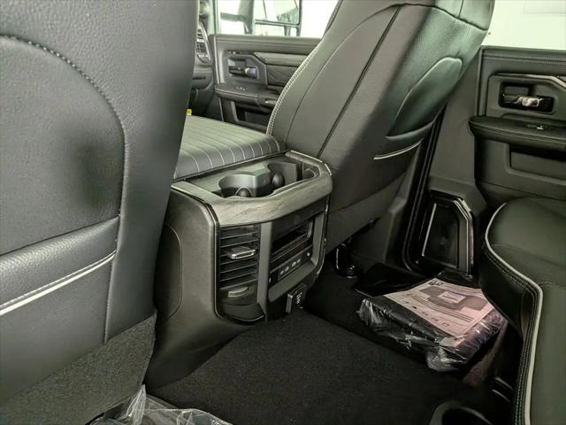 2026 Ram 3500 Limited Crew Cab 4x4 8' Box