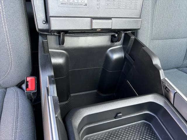 2021 Ram 1500 Big Horn Crew Cab 4x4 5'7" Box