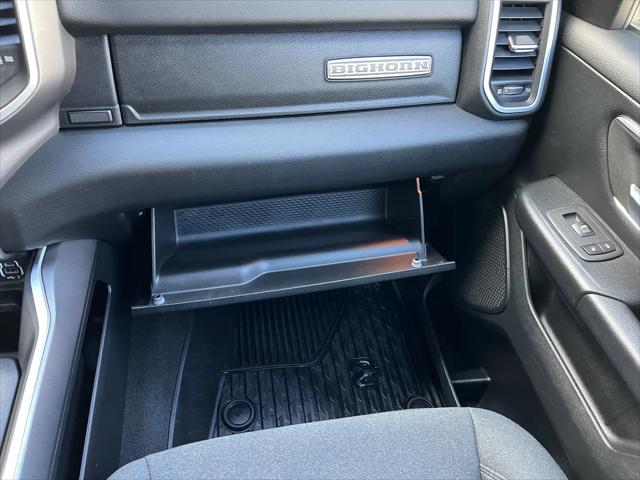 2021 Ram 1500 Big Horn Crew Cab 4x4 5'7" Box