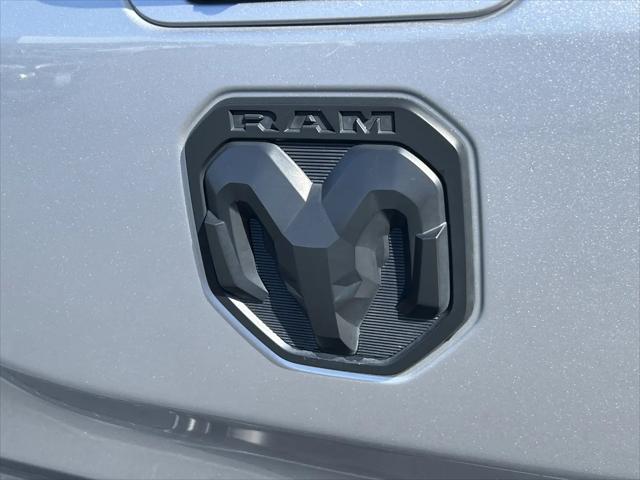 2021 Ram 1500 Big Horn Crew Cab 4x4 5'7" Box