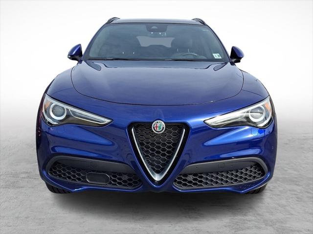 2022 Alfa Romeo Stelvio Ti AWD 2022 Alfa Romeo Stelvio Ti AWD
