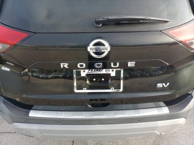 2021 Nissan Rogue SV FWD