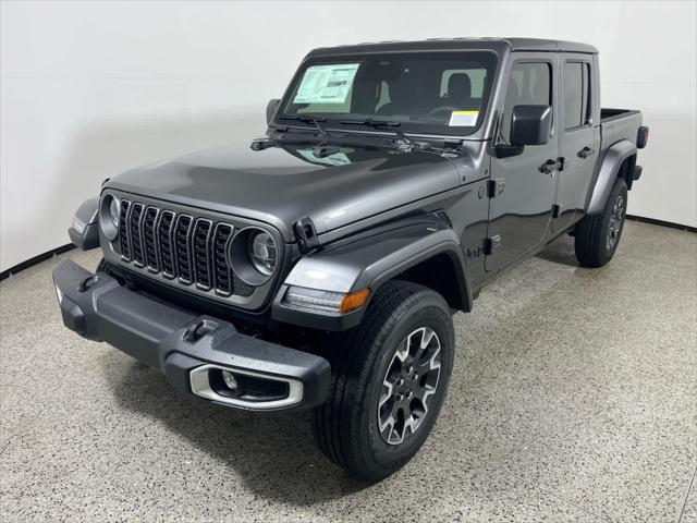 2026 Jeep Gladiator GLADIATOR SAHARA 4X4