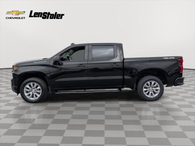 2021 Chevrolet Silverado 1500 4WD Crew Cab Short Bed Custom
