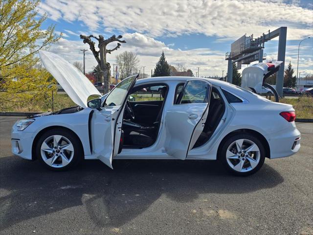 2023 Audi A3 Premium Plus 40 TFSI Front-Wheel Drive S tronic