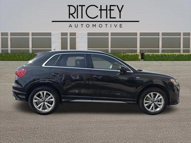 2025 Audi Q3 Premium 45 TFSI S line quattro Tiptronic