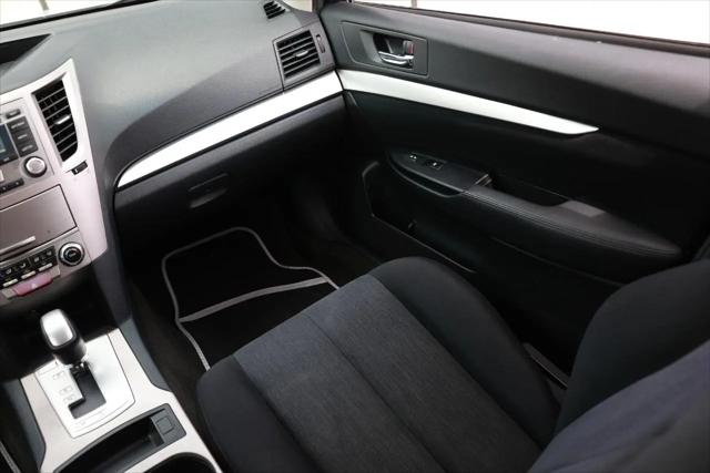 2013 Subaru Legacy 2.5i Premium