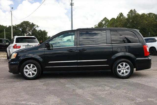 2012 Chrysler Town & Country Touring
