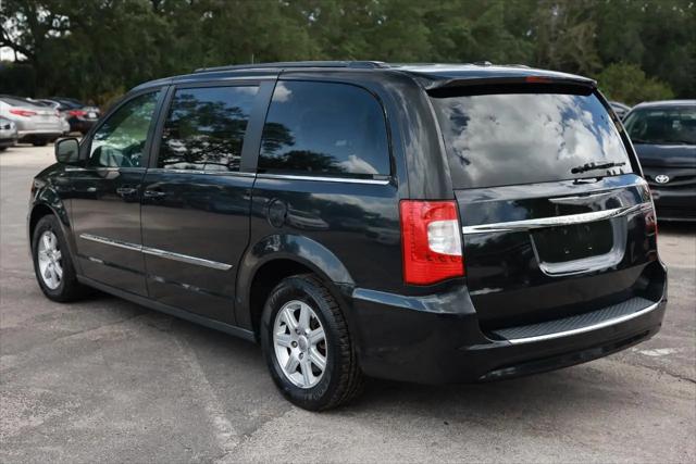 2012 Chrysler Town & Country Touring
