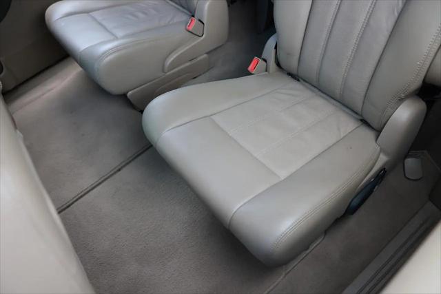 2012 Chrysler Town & Country Touring