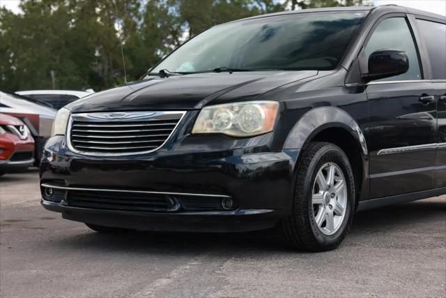2012 Chrysler Town & Country Touring