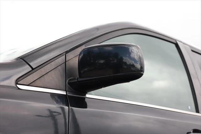 2012 Chrysler Town & Country Touring
