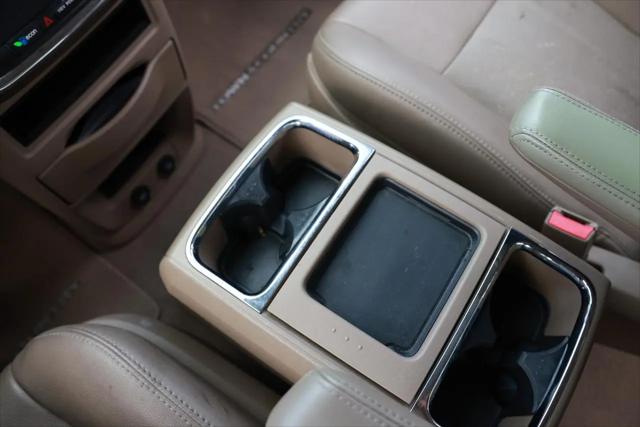 2012 Chrysler Town & Country Touring