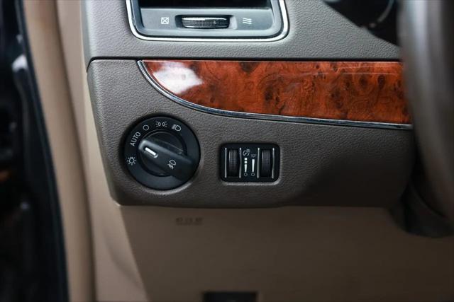 2012 Chrysler Town & Country Touring