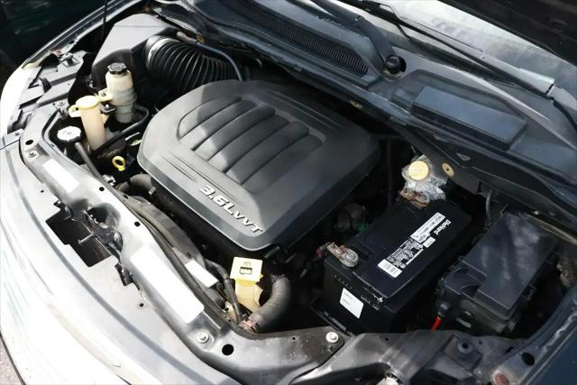 2012 Chrysler Town & Country Touring