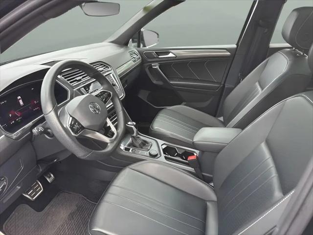 2024 Volkswagen Tiguan 2.0T SE R-Line Black