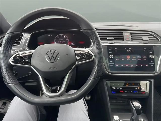 2024 Volkswagen Tiguan 2.0T SE R-Line Black