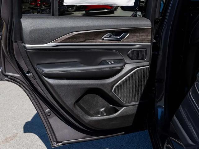 2026 Jeep Grand Cherokee Limited Reserve