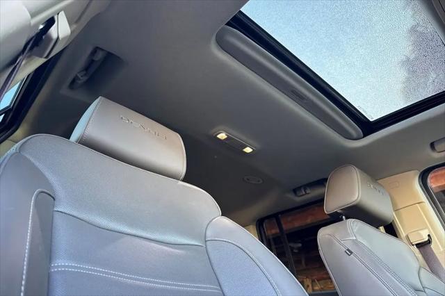 2020 GMC Yukon XL 4WD Denali