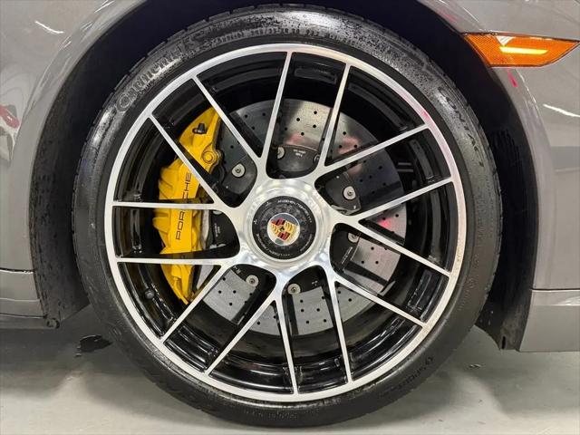 2019 Porsche 911 Turbo S