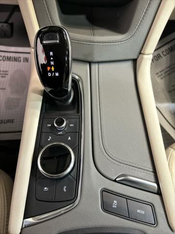 2022 Cadillac XT5 AWD Premium Luxury