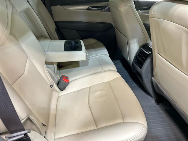 2022 Cadillac XT5 AWD Premium Luxury