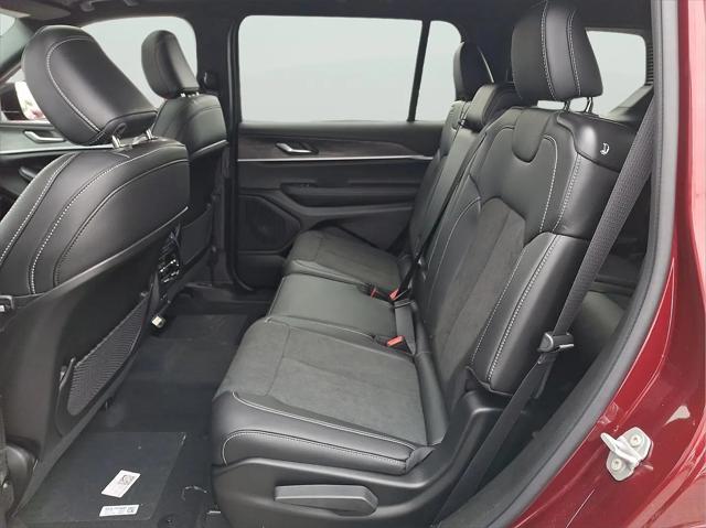 2026 Jeep Grand Cherokee L Altitude 4x4
