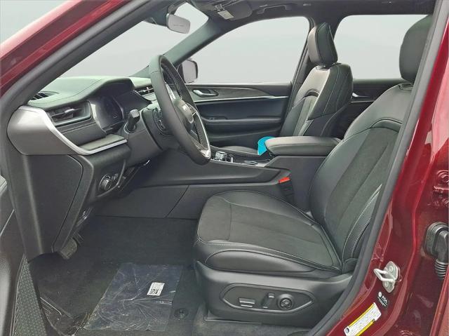 2026 Jeep Grand Cherokee L Altitude 4x4