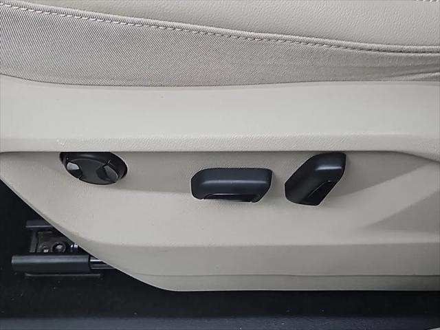 2022 Volkswagen Atlas 2.0T SE w/Technology