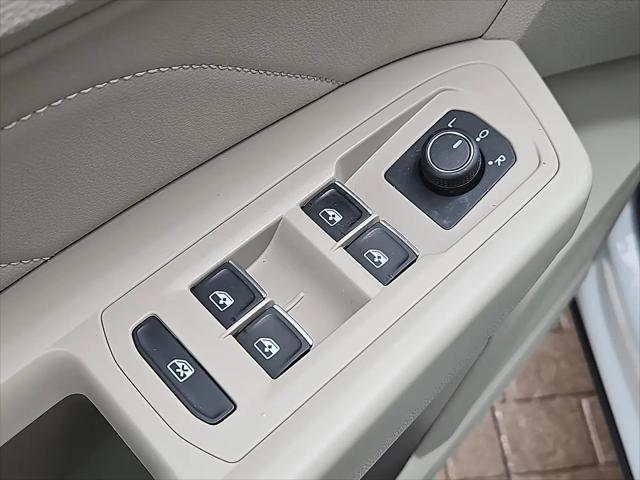 2022 Volkswagen Atlas 2.0T SE w/Technology